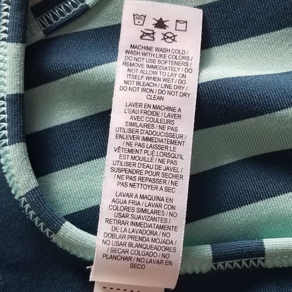 Nike Dri-Fit Sports Bra Size Medium - Picture 7 of 9